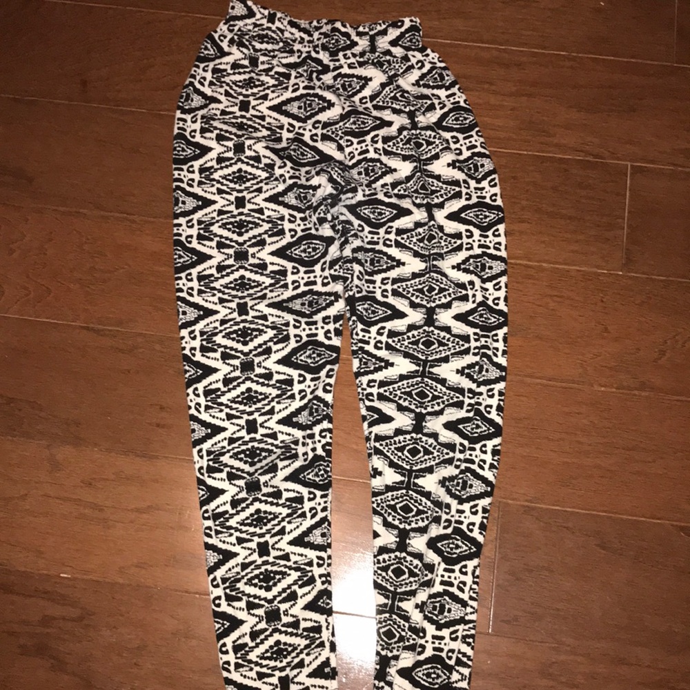 Patterned Leggings